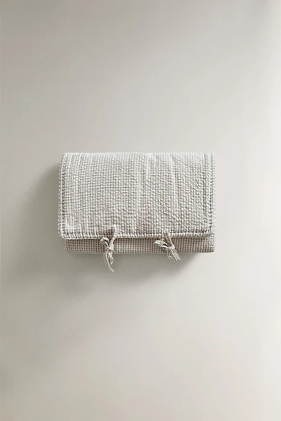 GINGHAM BABY CHANGING MAT