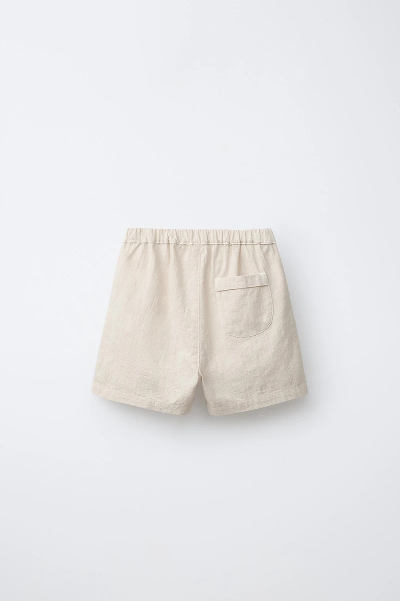 TEXTURED SHORTS