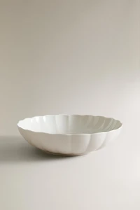 SCALLOPED PORCELAIN SALAD BOWL