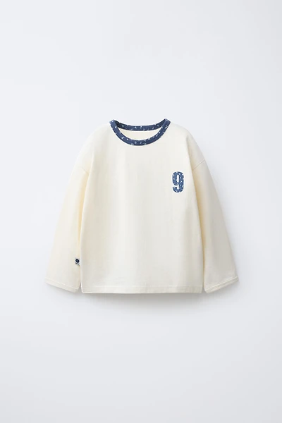 TEXT AND FLORAL PRINT T-SHIRT