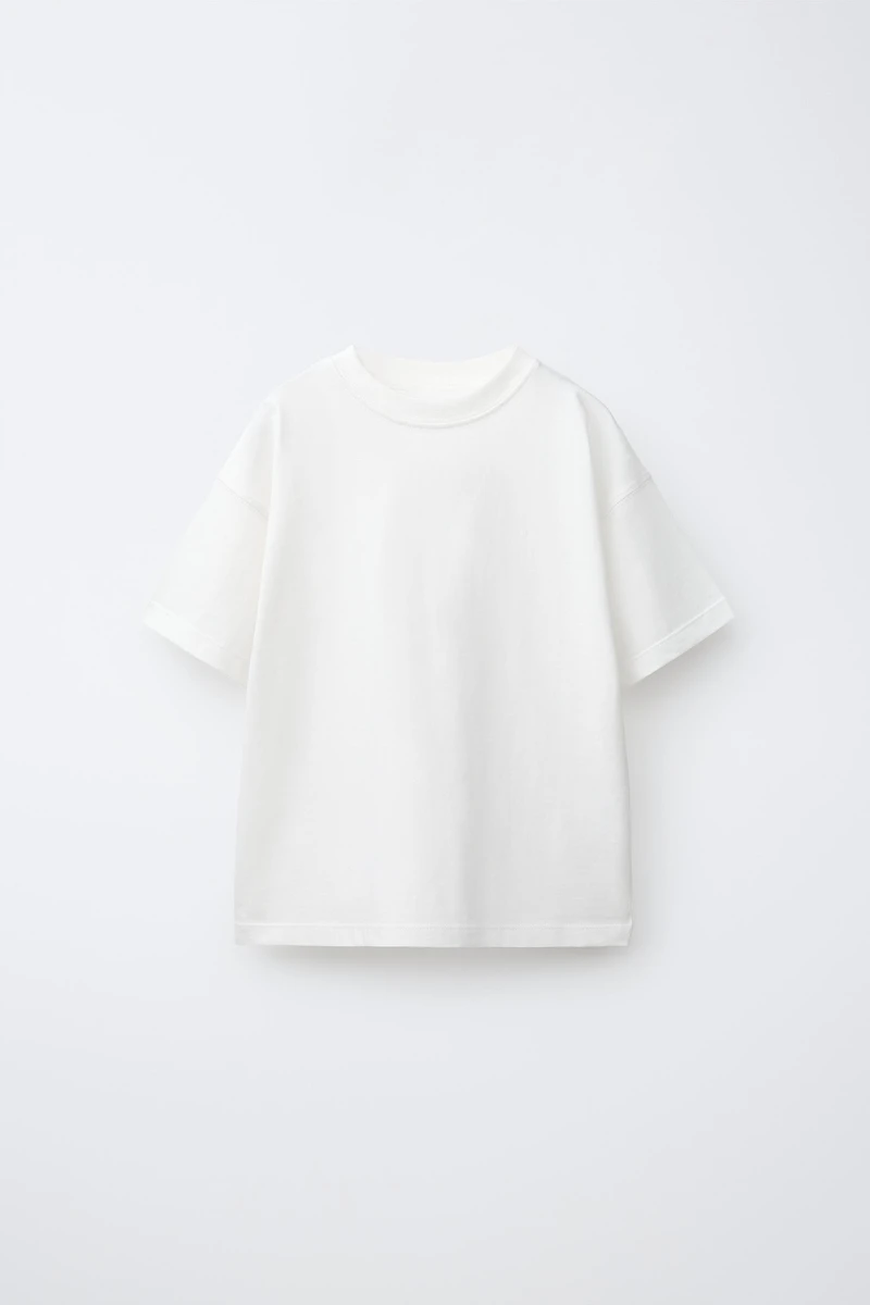 THREE-PACK OF STRIPED AND PLAIN T-SHIRTS