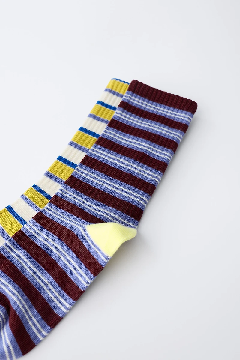 TWO-PACK OF STRIPED LONG SOCKS
