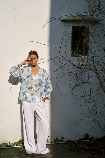 BEADED FLORAL PRINT SHIRT