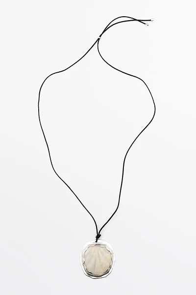 Shell and stone pendant necklace