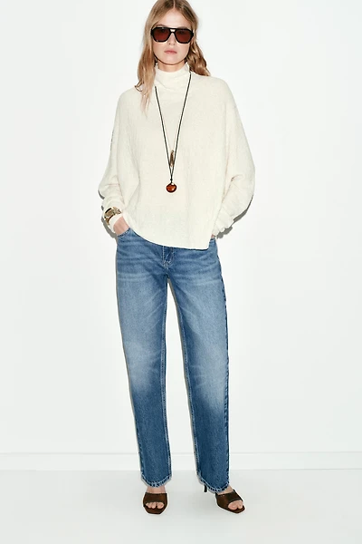 PULL CAPE EN MAILLE