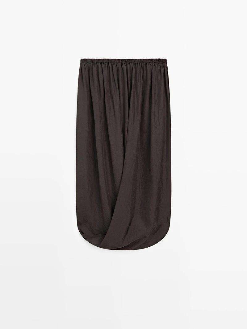Midi skirt with gathered waistband