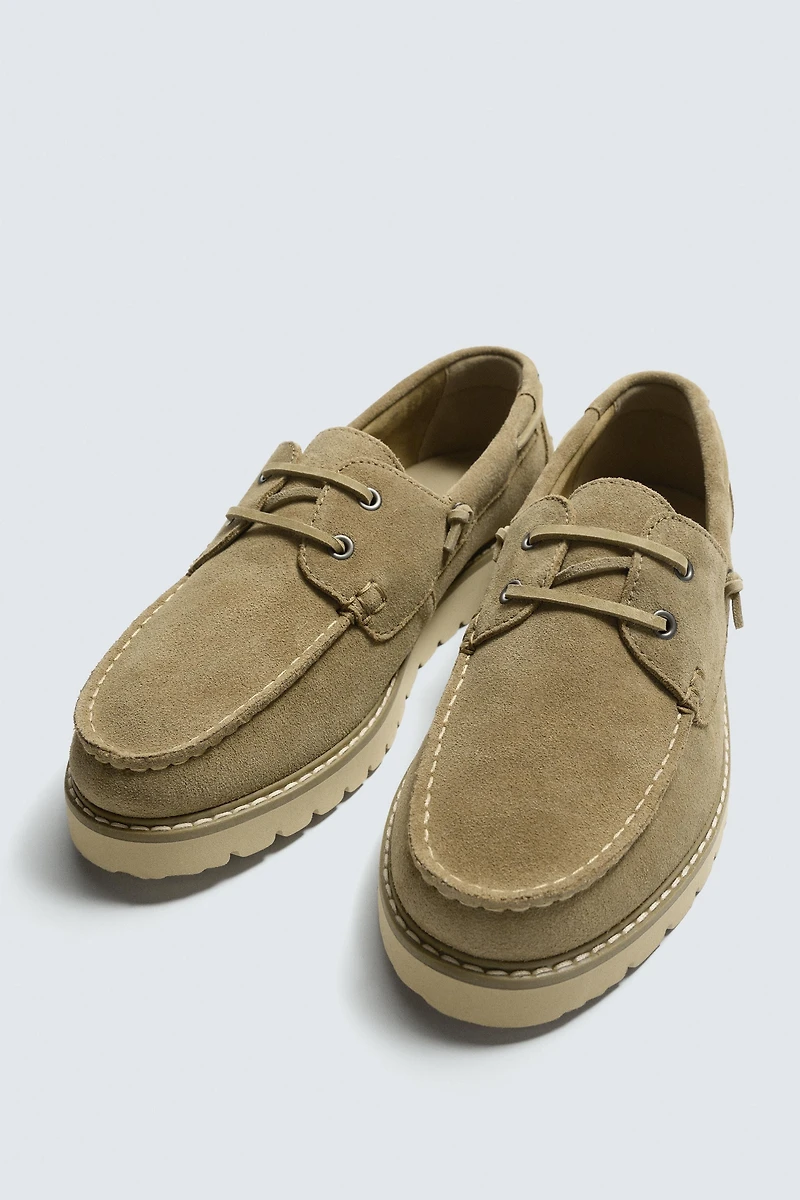 LEATHER BOAT SHOES