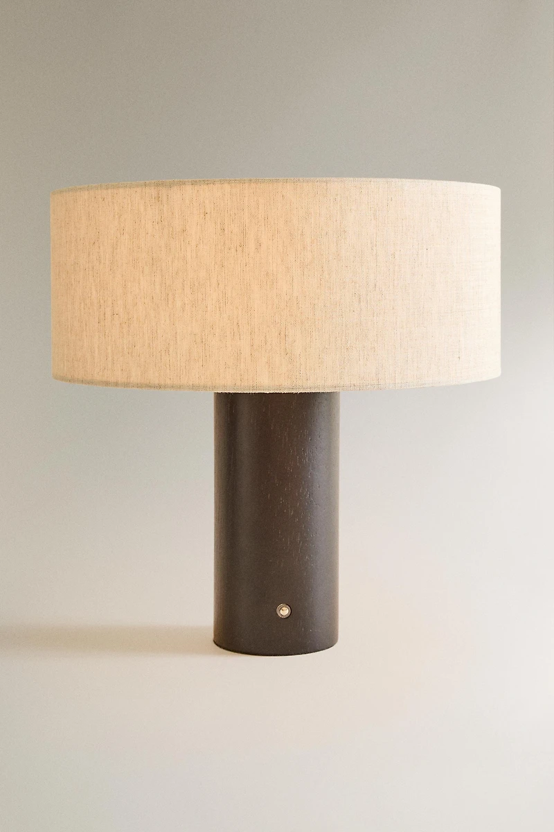 LARGE WOOD AND LINEN CORDLESS TABLE LAMP