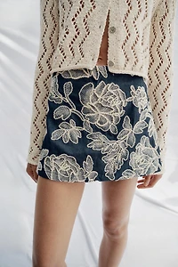 EMBROIDERED SKORT