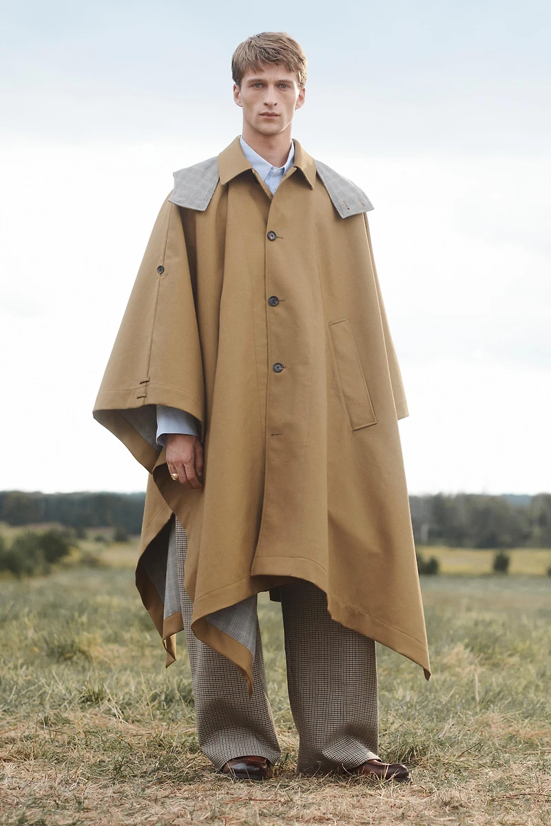 CONTRAST PLAID WATER REPELLENT PONCHO LIMITED EDITION