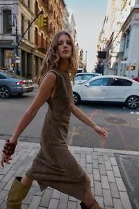 ROBE MIDI 100 % CUIR