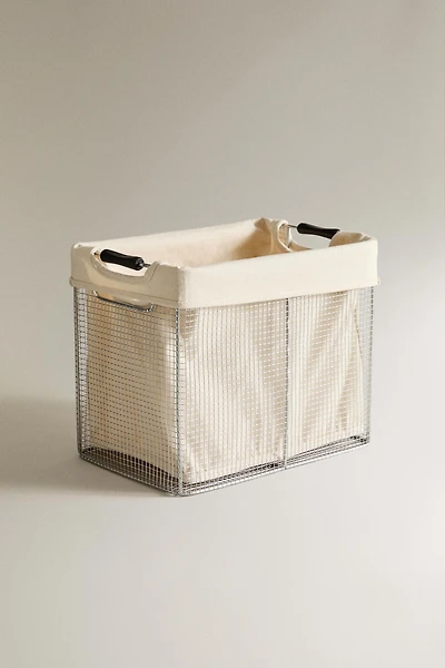METAL LAUNDRY BASKET
