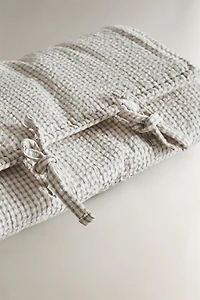 GINGHAM BABY CHANGING MAT
