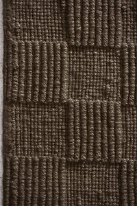 RUG 01