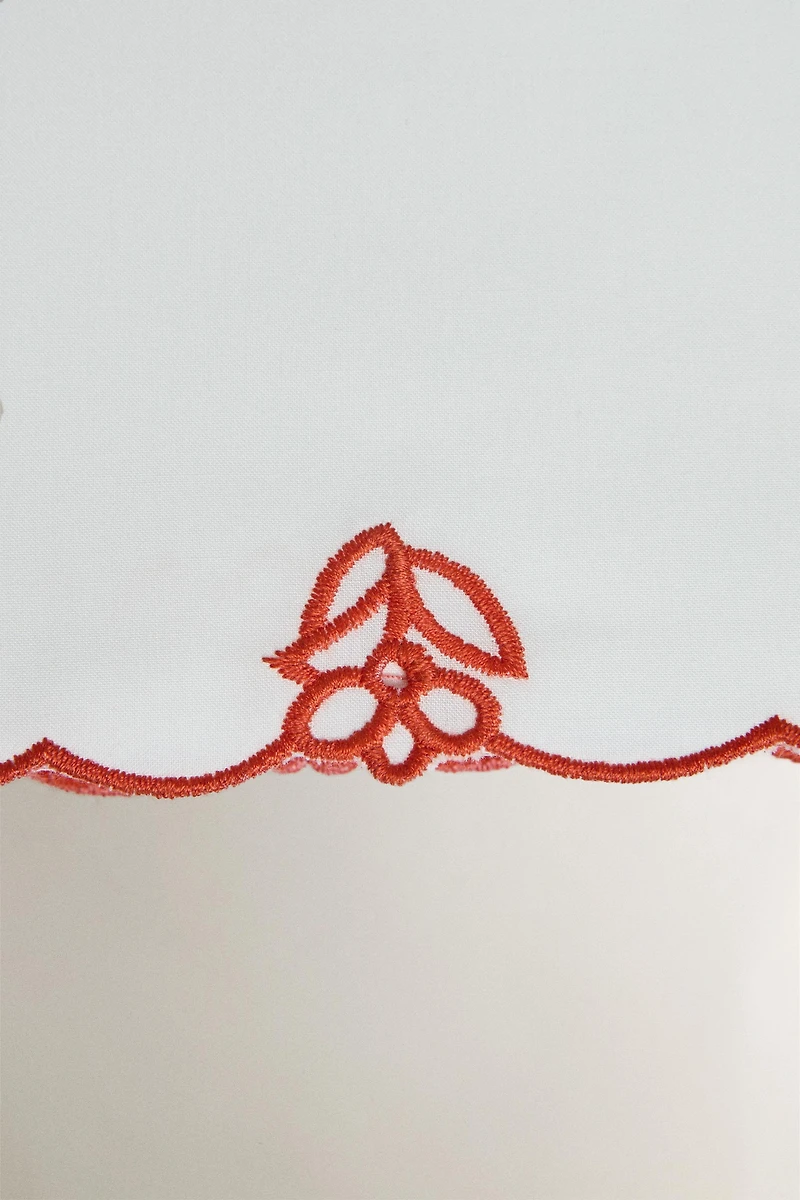 KIDS EMBROIDERED FLORAL FLAT SHEET