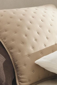 QUILTED DOTTED PILLOW SHAM FOR QUILT