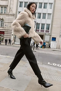 BELTED PLEATED PANTS