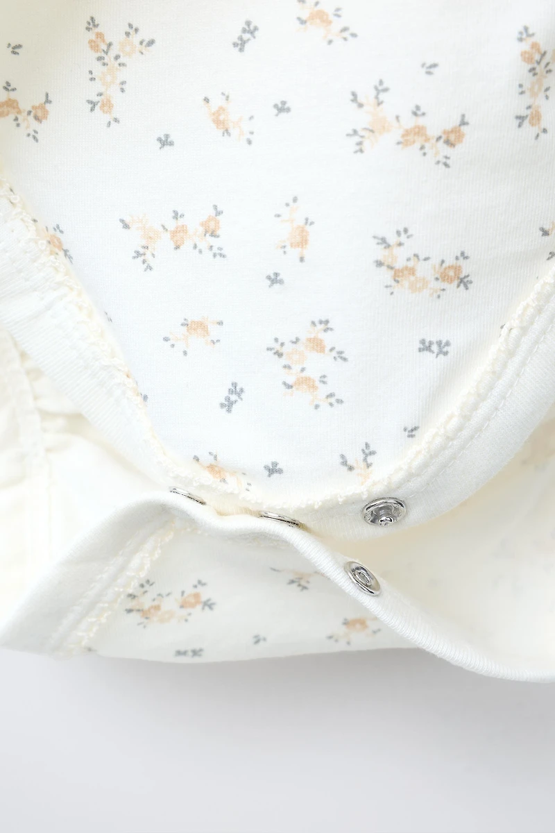 LOT DE TROIS BODYS COL KIMONO FLEURS QUALITÉ DOUCE