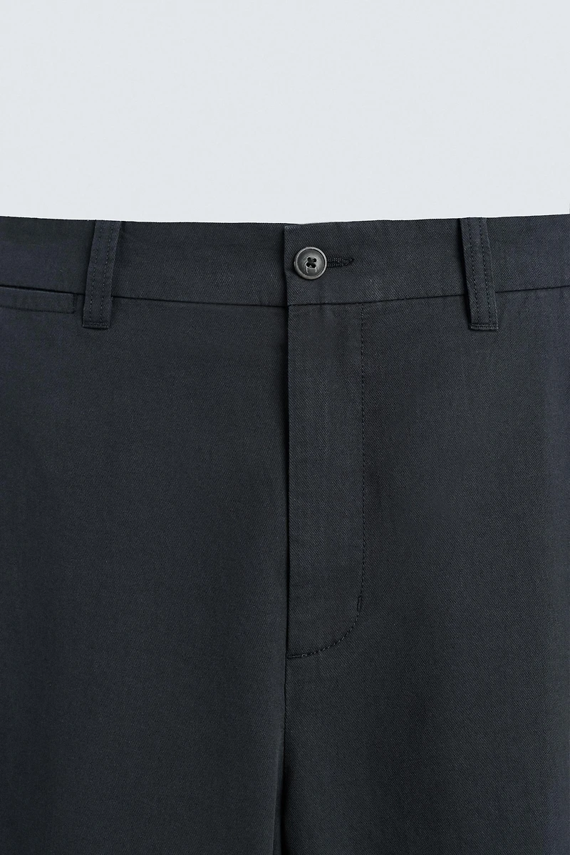 TEXTURED REGULAR FIT PANTS