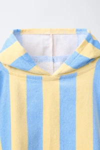 STRIPED PRINT TOWEL PONCHO