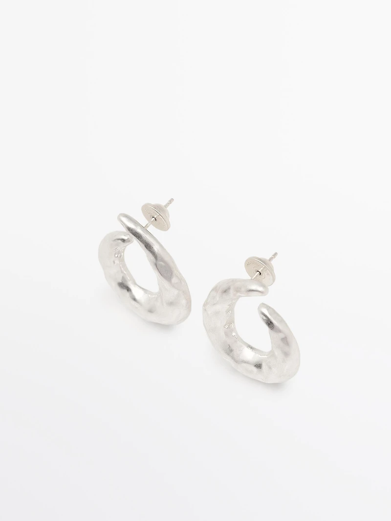 Boucles d’oreilles anneaux texturées