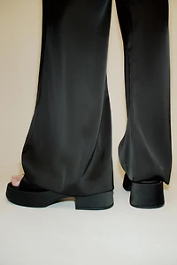 SANDALES SATINÉES CHUNKY