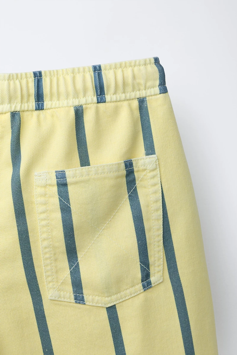SHORT FLUIDE À RAYURES