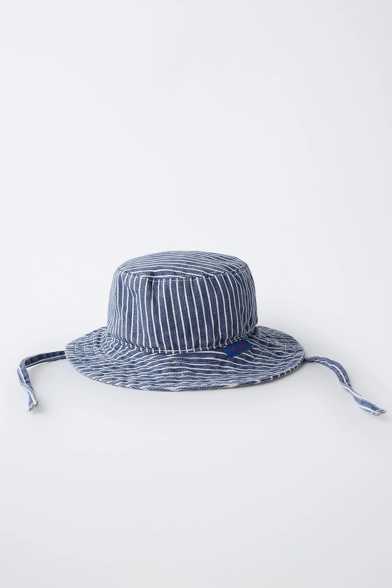 STRIPED TWILL BUCKET HAT