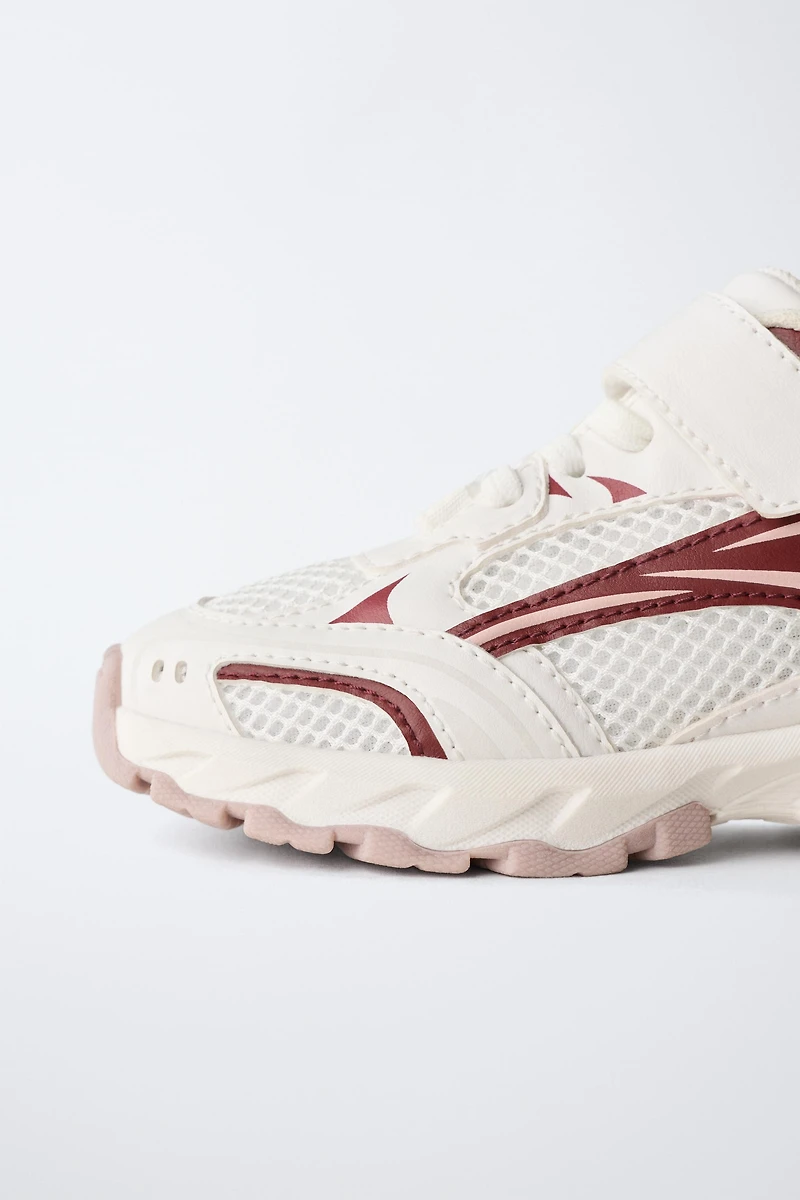 MESH SNEAKERS