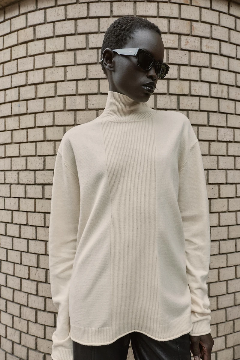 OVERSIZED KNIT JUMPER