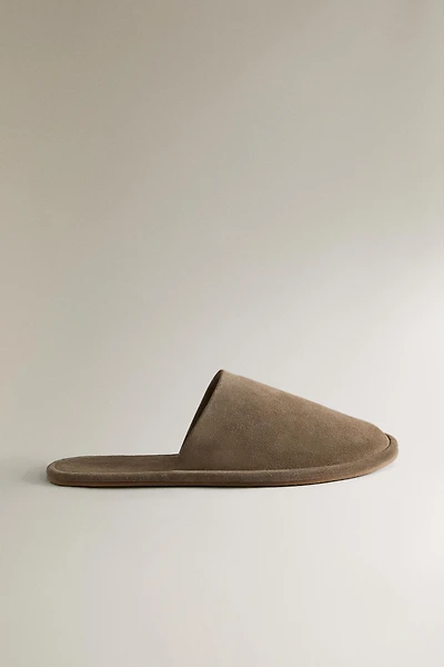 LEATHER MULE SLIPPERS