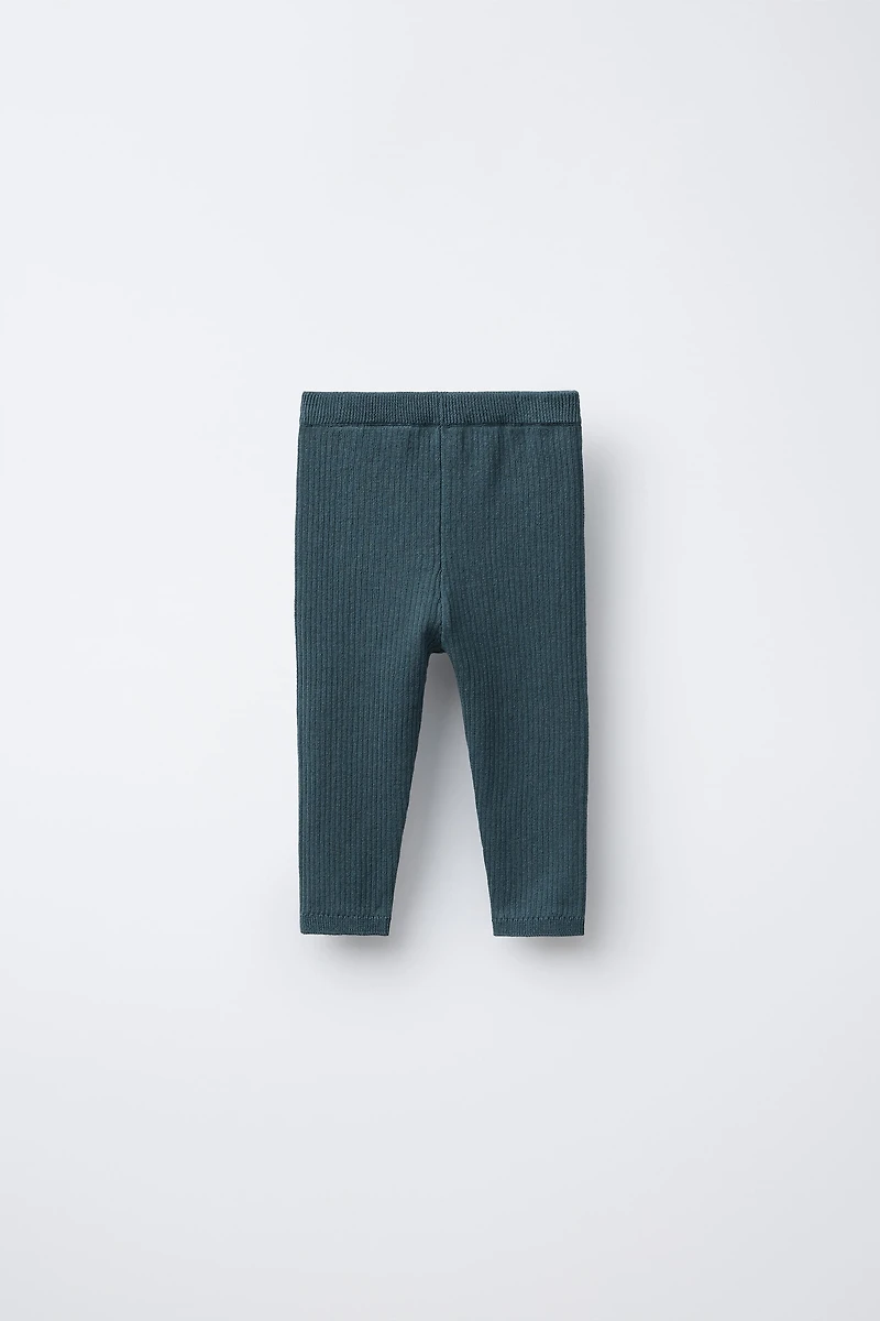 LEGGING CÔTELÉ À BOUTONS