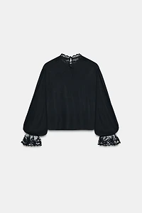 EMBROIDERED LONG SLEEVE TOP