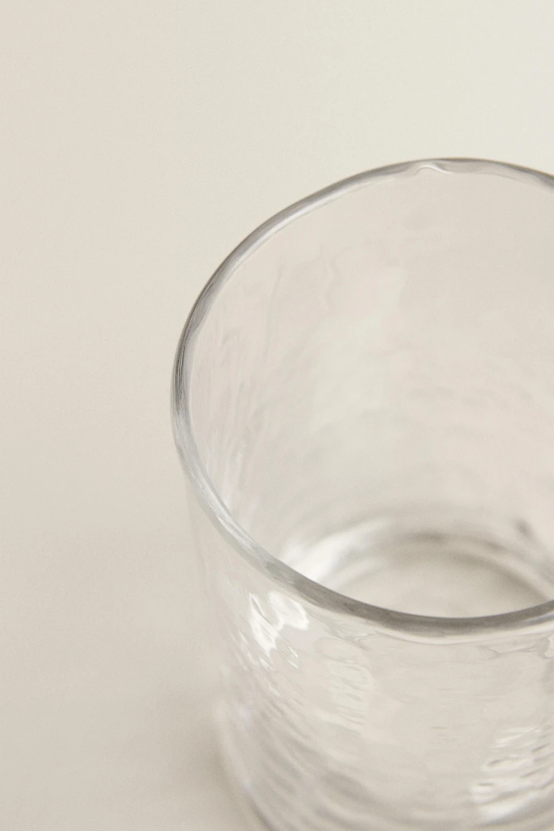 HAMMERED GLASS SOFT DRINK TUMBLER