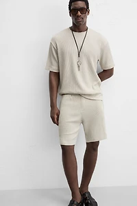 T-SHIRT STRUCTURE IRRÉGULIÈRE