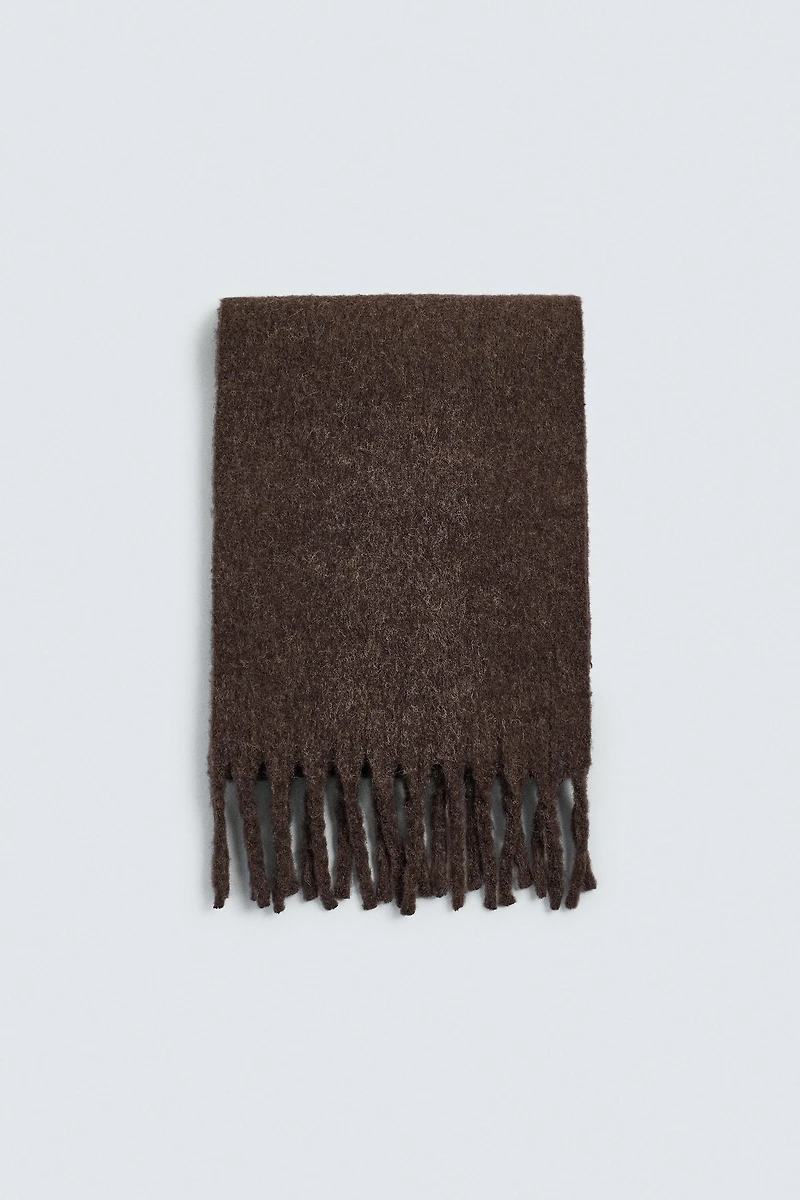 ÉCHARPE TEXTURE BROSSÉE FRANGES