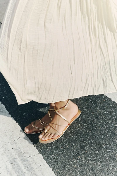 GOLD STRAPPY FLAT SANDALS