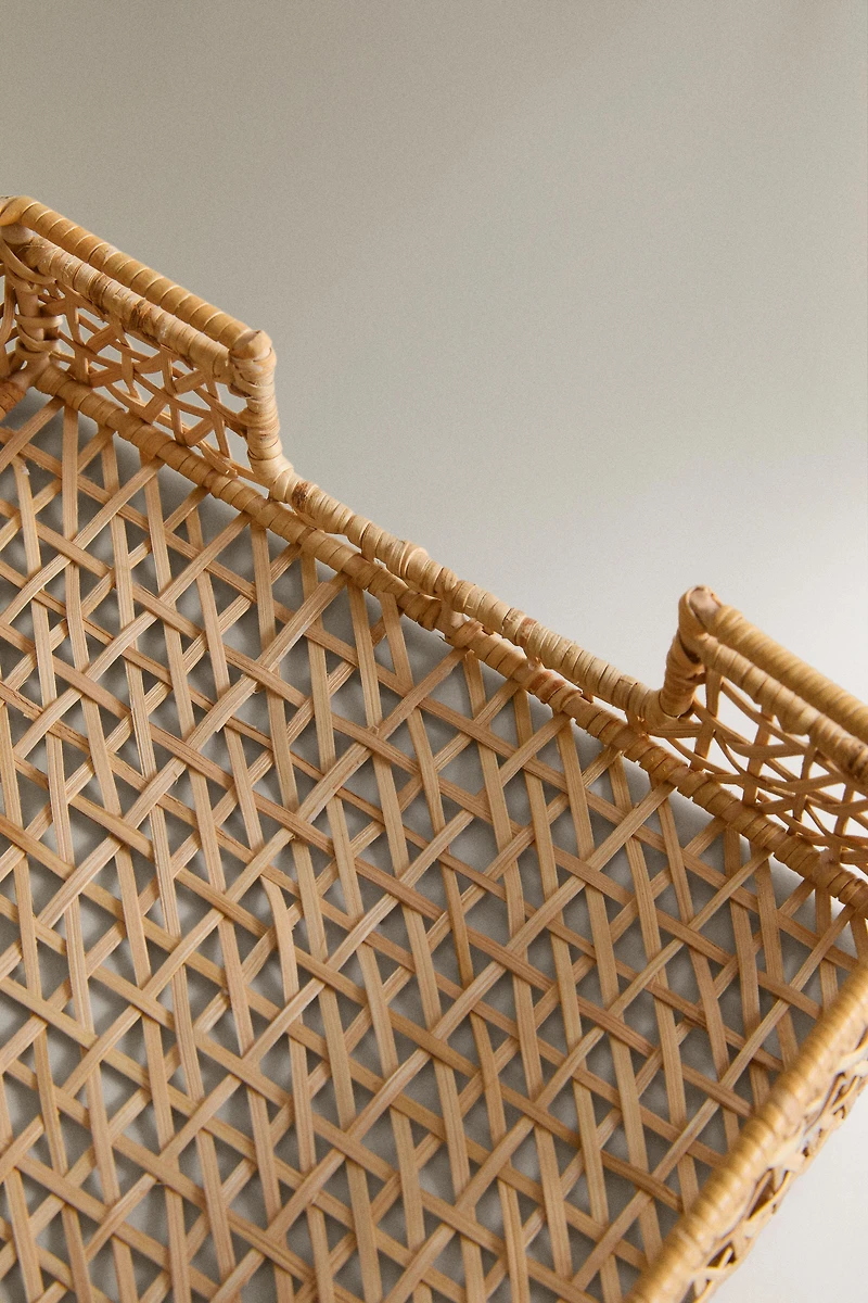 RATTAN NAPKIN HOLDER