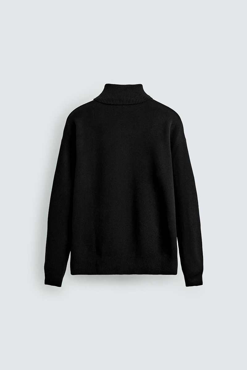 SOFT HIGH NECK SWEATER