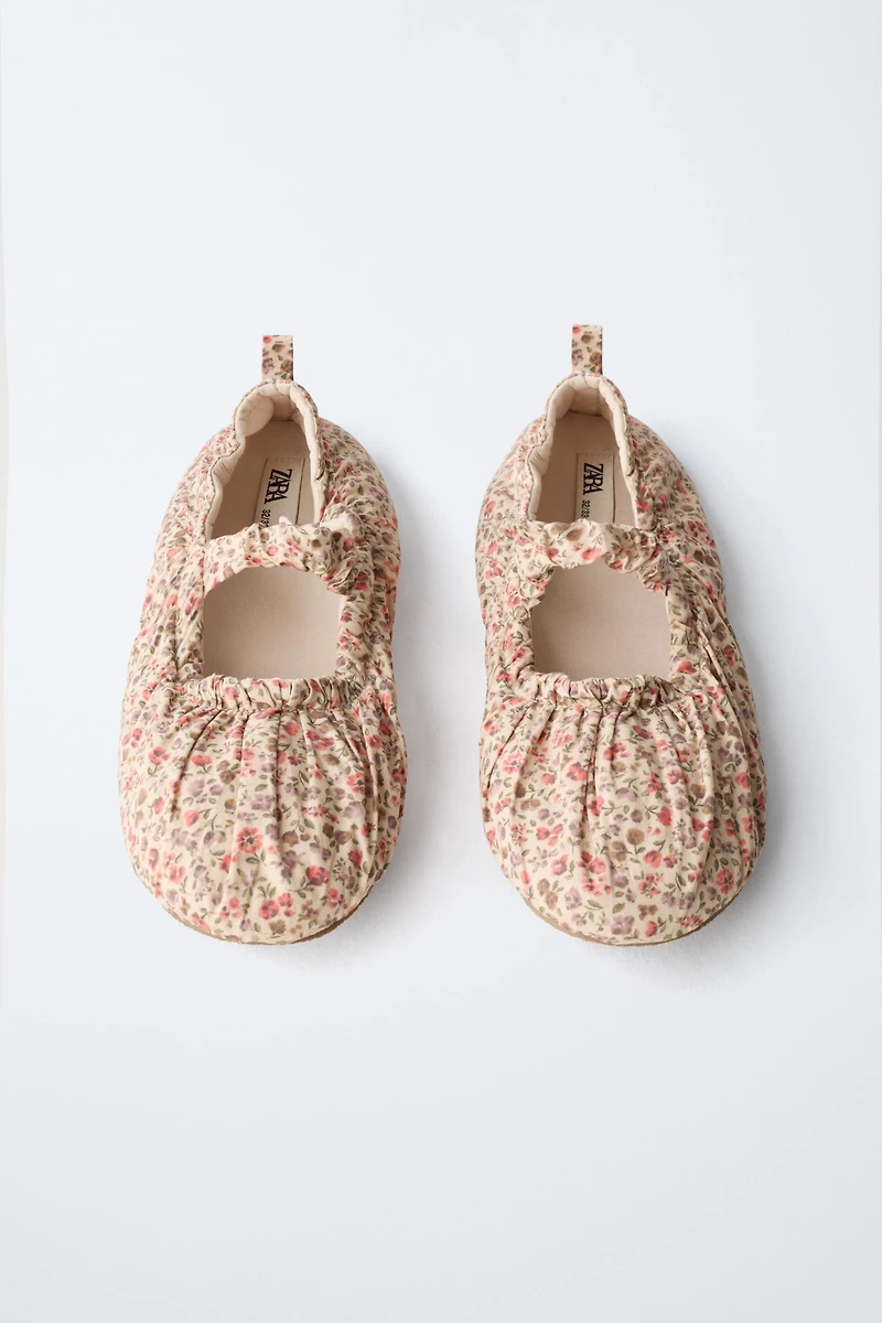 FLORAL SLIPPERS