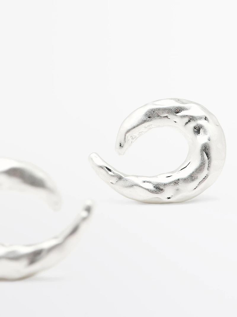 Boucles d’oreilles anneaux texturées