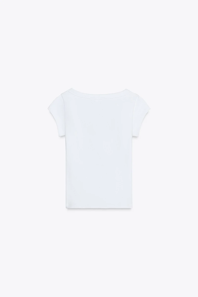 SCOOP NECK TOP