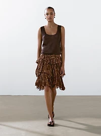 Ruffled floral print skirt