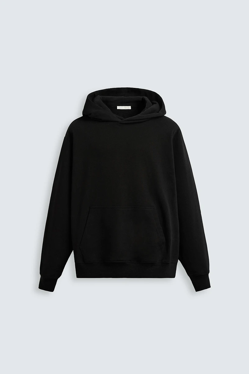 BASIC HOODIE SWEATSHIRT