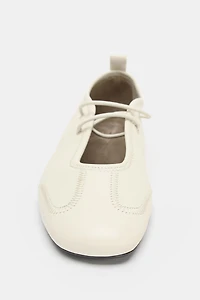 LEATHER TOPSTITCHED BALLET FLATS