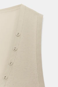 BUTTON-UP TOP