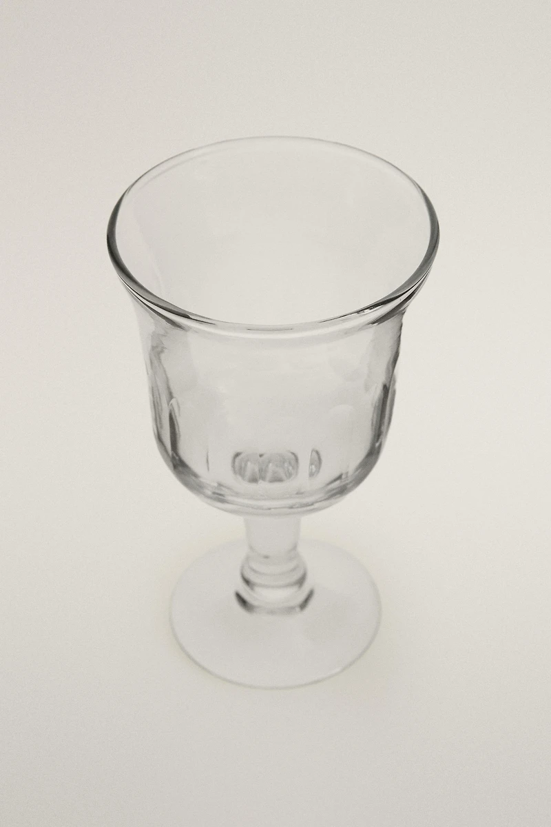 VERRE À PIED RELIEF VERTICAL