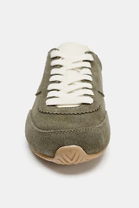 CONTRASTING SPLIT SUEDE SNEAKERS