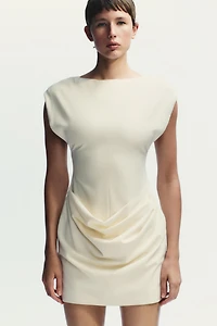 ROBE COURTE EN TISSU DRAPÉ