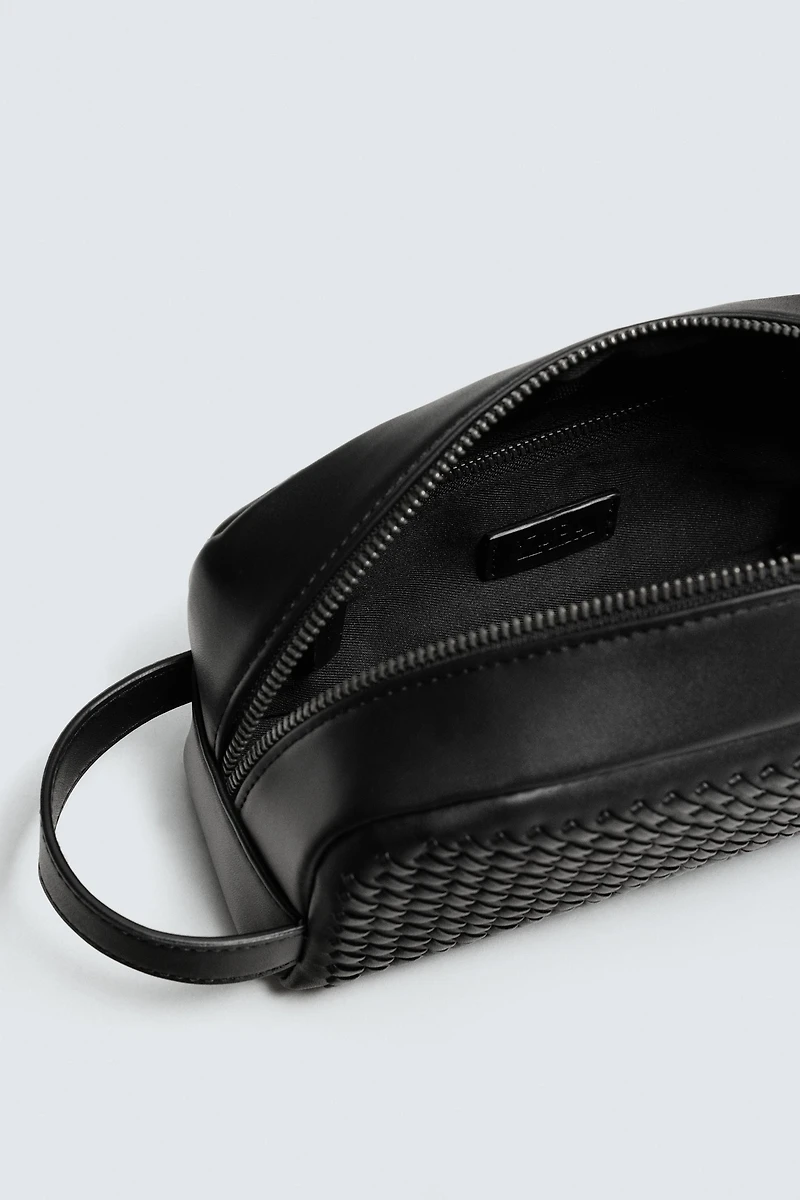 TROUSSE DE TOILETTE TRESSÉE